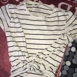 White and black stripes T-shirt